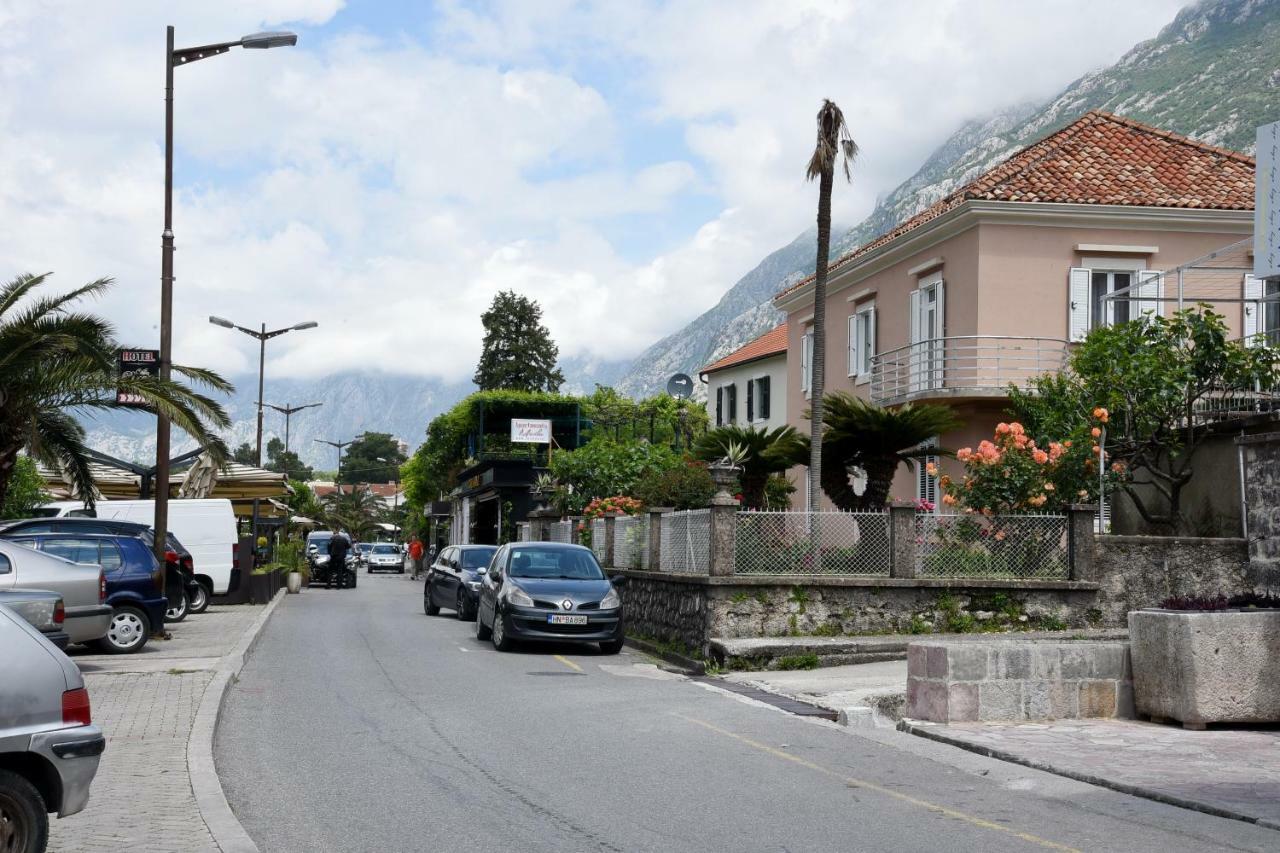 Apartments Martiva Kotor Exterior photo