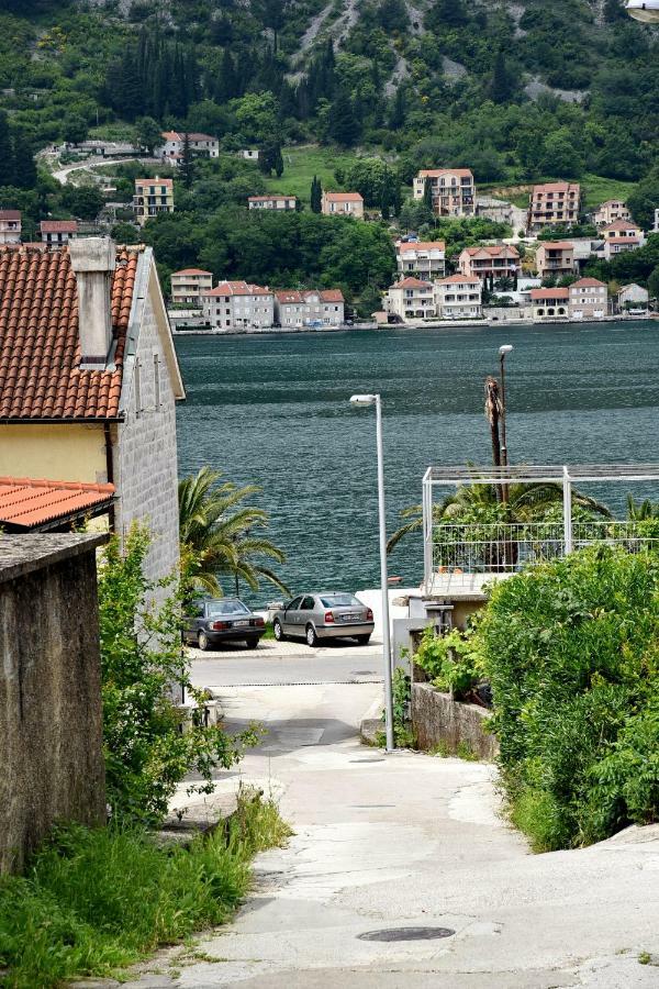 Apartments Martiva Kotor Exterior photo